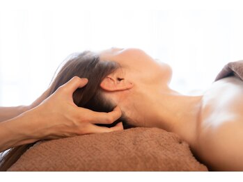 カドゥルエクラ(Cuddleclat)/ヘッドマッサージ