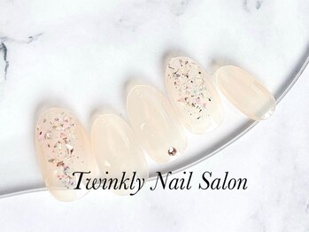 トゥインクリーネイルサロン(Twinkly Nail Salon)の写真/お仕事上派手なネイルができない方にも◎シンプルだからこそ、周りと差がつく、上品な指先に…♪