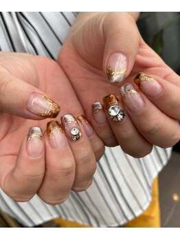 白べぇーっ 本店 湊町店/秋ネイル