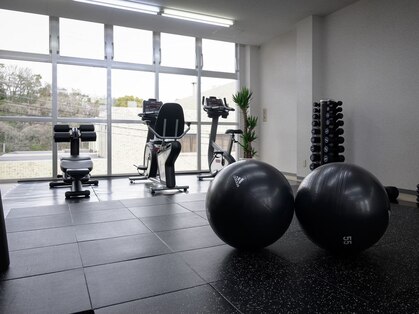 イーエルイー パーソナルトレーニングジム(E.L.E Personal Training GYM)の写真