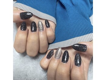 ユニブロウ 枚方店(UNI BROW)/フラッシュネイル/オフ込み