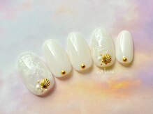 エストリブレ(estLivre)/ホワイトサマーネイル