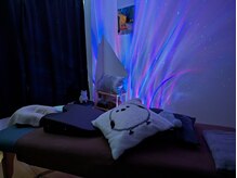 フルーヴ(Fleuve)の雰囲気（星空をイメージさせる店内で「日常の中の非日常」が味わえます）