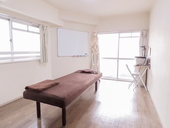 鍼灸整体院ワト 三軒茶屋院(鍼灸整体院WATO)/■明るく清潔感のある店内です