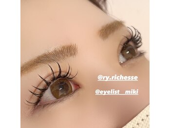 リ リシェス(Ry.Richesse)/LEDエクステで持続力UP