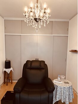 メルシー(MERCI)の写真/完全個室☆足裏からふくらはぎのツボをしっかり刺激し全身の不調改善へ!辛い足のむくみ疲れもスッキリ解消!