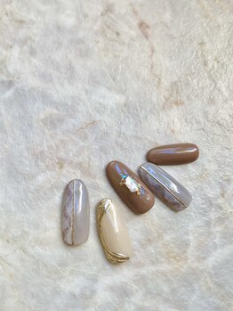 パイソン×ニュアンスネイル