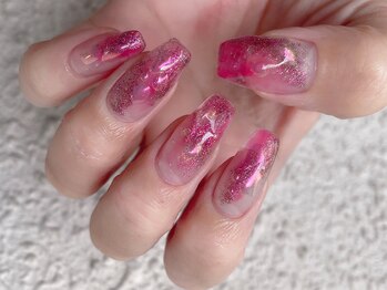 キャッツアイ東京 新宿店(Cat's eye TOKYO)/バブル風ネイル