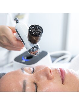 フィフティーファイブ(Fifty Five)/【高濃度ヒト幹細胞導入】