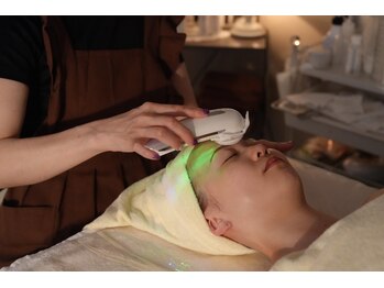 ココン 薬院店(Cocon)/手技では届かない深部にも◎