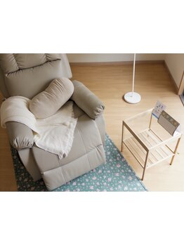 ゆったり空間で施術が受けられるサロン