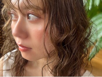 ムク(MUKU)の写真/【パーマのモチUP×まつ毛ケア】まで叶う新常識◇マスカラパーマ（black tint）でマスカラ要らずの目元へ＊