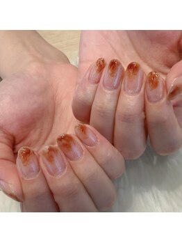 トゥエラ(twelor)/大人可愛いニュアンスネイル