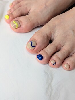 うねうねフットネイル