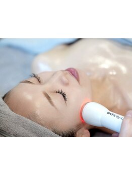 ホウレイ線・たるみ改善！予防ケア