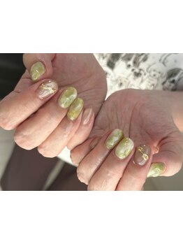 ショートネイルデザインが豊富