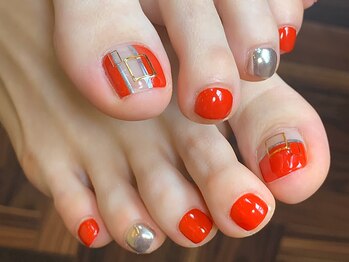 サロンドフォーエイチ(salon de 4H)/個性派オシャレなフットネイル