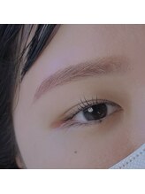 ウムドット(Um.)/まつげパーマ　＋　眉毛　