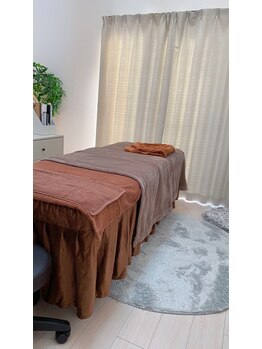 スリージー/清潔感のある施術ベッド