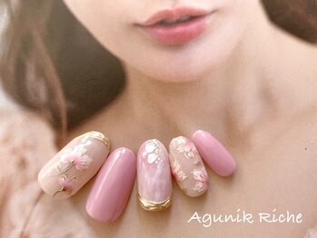 アグニークリッシェ(Agunik Riche)/【フラワーネイル】