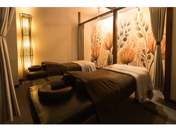 グロウ 名古屋駅ささしま店(Glow)/併設サロン・ほぐ師内