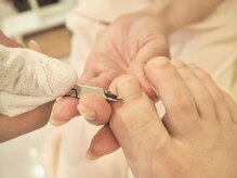 ネイルクリニック(NAIL CLINIC)/フットケアの流れ【5】甘皮処理