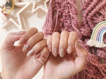プライベートサロン フロスネイル(FLOS*NAIL)の写真/シンプルすぎず！派手すぎない絶妙なバランスのデザインをご用意◎美しく品のあるお手元にお仕上げします♪