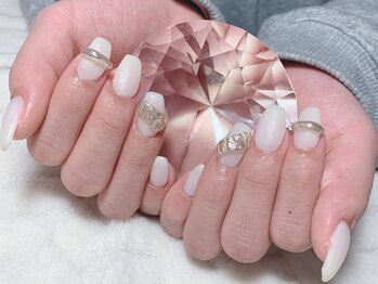 エムズヴィラ(M's Villa.)/スノーホワイト