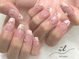 フレンチ×ビジューネイル