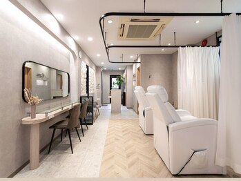 モアナ バイ ヘッドライト 三島店(Moana by HEADLIGHT)/店内ご紹介【メイクブース】