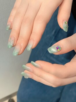 ユヌネイル(une nail)/