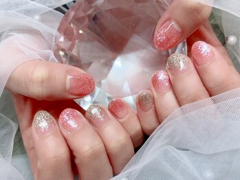 プロフェッショナル ネイルサロン ラヴィアス(LAVIAS)の写真/《付替オフ全員無料》ご新規様/リピーター様何度でも同価格★技術力の高さと通いやすさが自慢◎