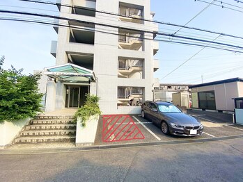 イハナ(IHANA)/専用駐車場あり