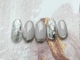 シルバーニュアンスネイル