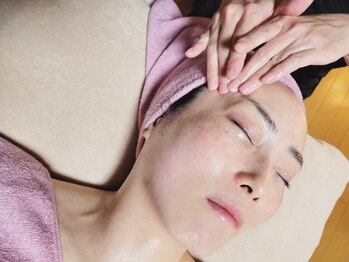 ピエリ ザ ビューティステイション 春日原店(Pierie THE BEAUTY STATION)/頭蓋表筋から上げる若みえ小顔