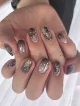 シー(SHE)/ニュアンスネイル