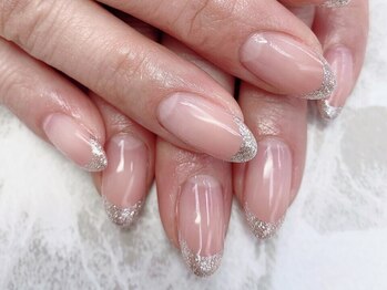 プリル ネイルアンドアイラッシュ 御幸ヶ原店(Puril NAIL&EYELASHES)/バーチャルラメフレンチ