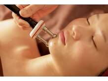 ハッテンビューティーパーク 池袋店(Hatten Beauty Park 810)/ EMS表情筋ケア