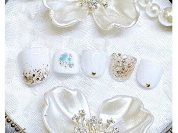 ビューティー マイラ(beauty MyRA)/夏ホワイトネイル