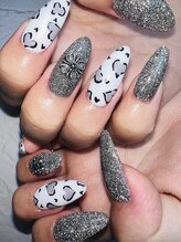 サロン ドゥ プルーム(salon.de.plume.)/