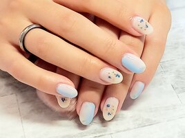 夏の押し花ネイル