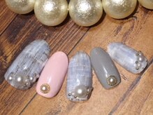 ネスト(Nest)/ふんわりグレーツイードネイル♪