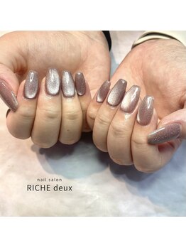 リッシュ ドゥ(RICHE deux)/ブラウンマグフラッシュ