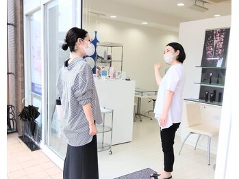 ポーラ ザ ビューティ 高知百石店(POLA THE BEAUTY)/お出迎え