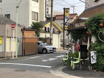 みゆき/うどん屋の道をまっすぐ進みます