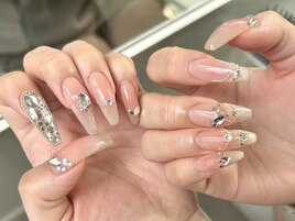 チークネイル ¥8000