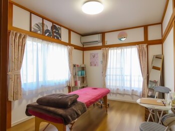 アカラ(Akala)の写真/女性特有の悩みを解決する完全個室のリラクゼーションサロンで、心身を癒すひとときを♪