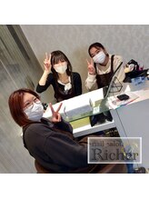 エスフィーネイルサロン リシェル(Esfy nailsalon Richer)/研修です！