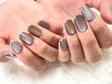 ワイミーネイル(y.mii_nail)/マグネット＋ミラーフレンチ