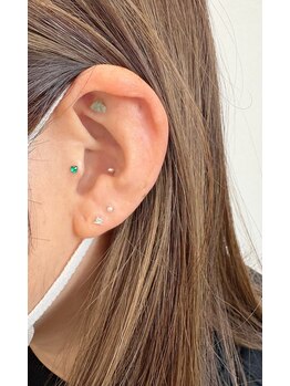 ラブリエ(La Briller)/耳ツボジュエリー（両耳10粒）